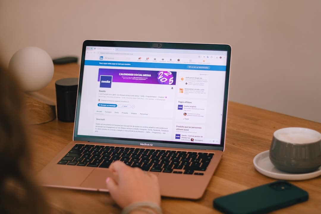 Buy LinkedIn Post Likes: The Professional’s Guide to Strategic Social Proof